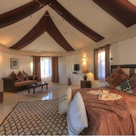 Villa Marco Au Jardin Des Senteurs El Ain ภายนอก รูปภาพ