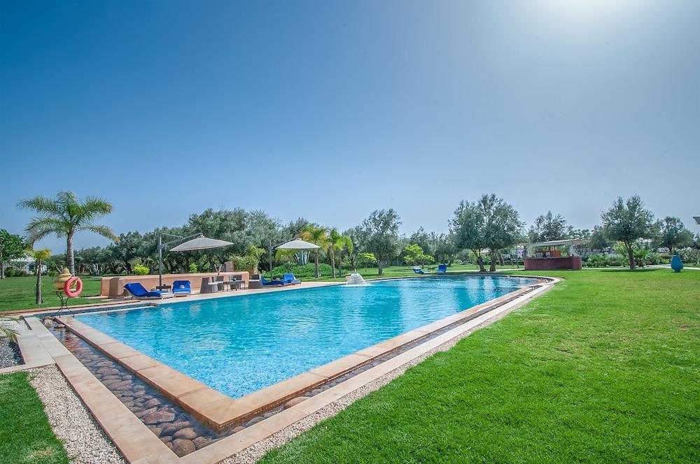 Villa Marco Au Jardin Des Senteurs El Ain ภายนอก รูปภาพ