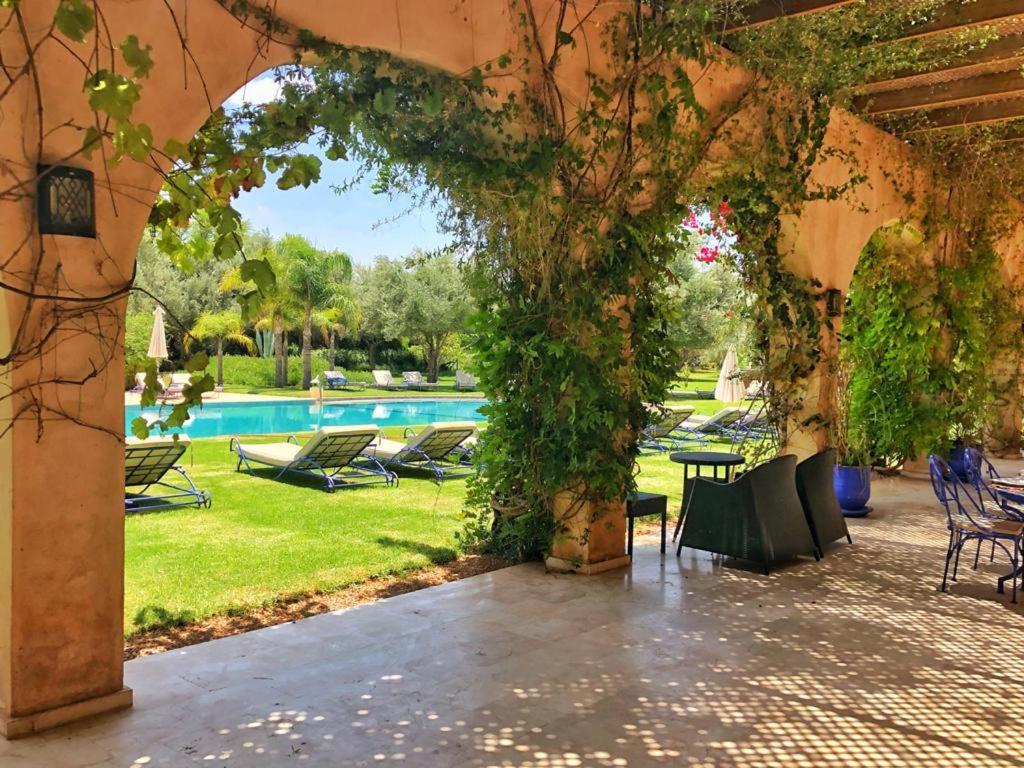 Villa Marco Au Jardin Des Senteurs El Ain ภายนอก รูปภาพ