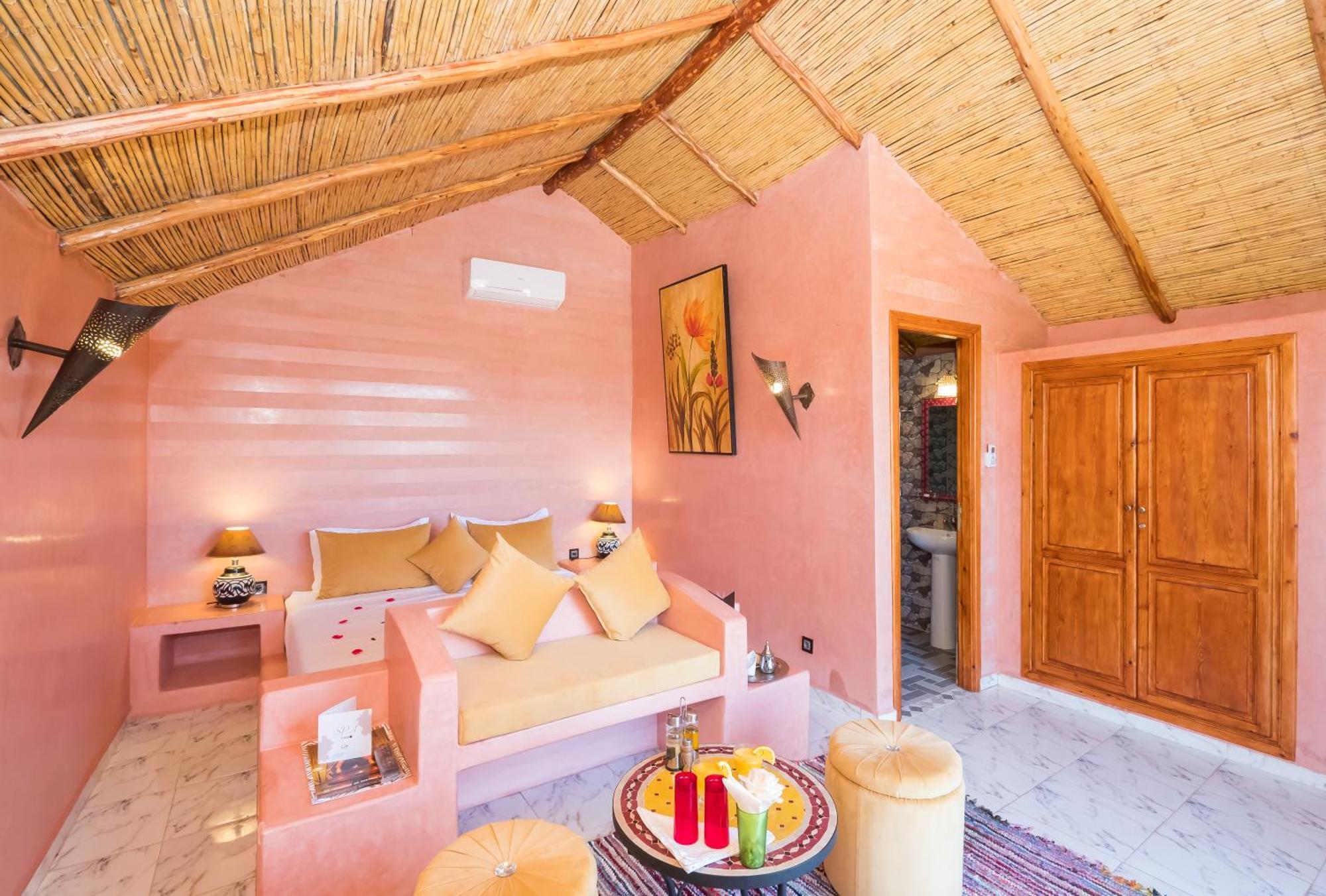 Villa Marco Au Jardin Des Senteurs El Ain ภายนอก รูปภาพ