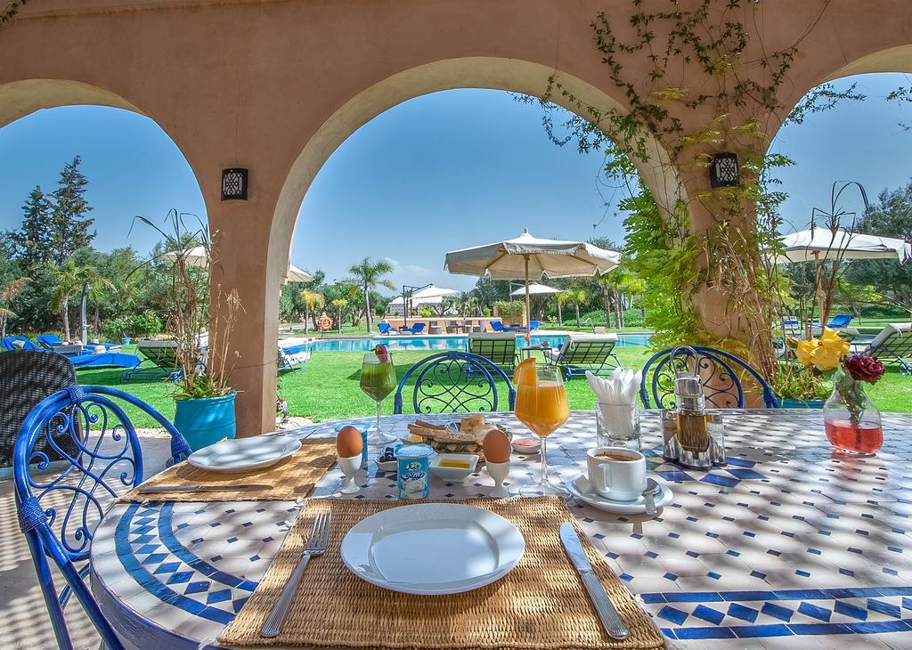 Villa Marco Au Jardin Des Senteurs El Ain ภายนอก รูปภาพ