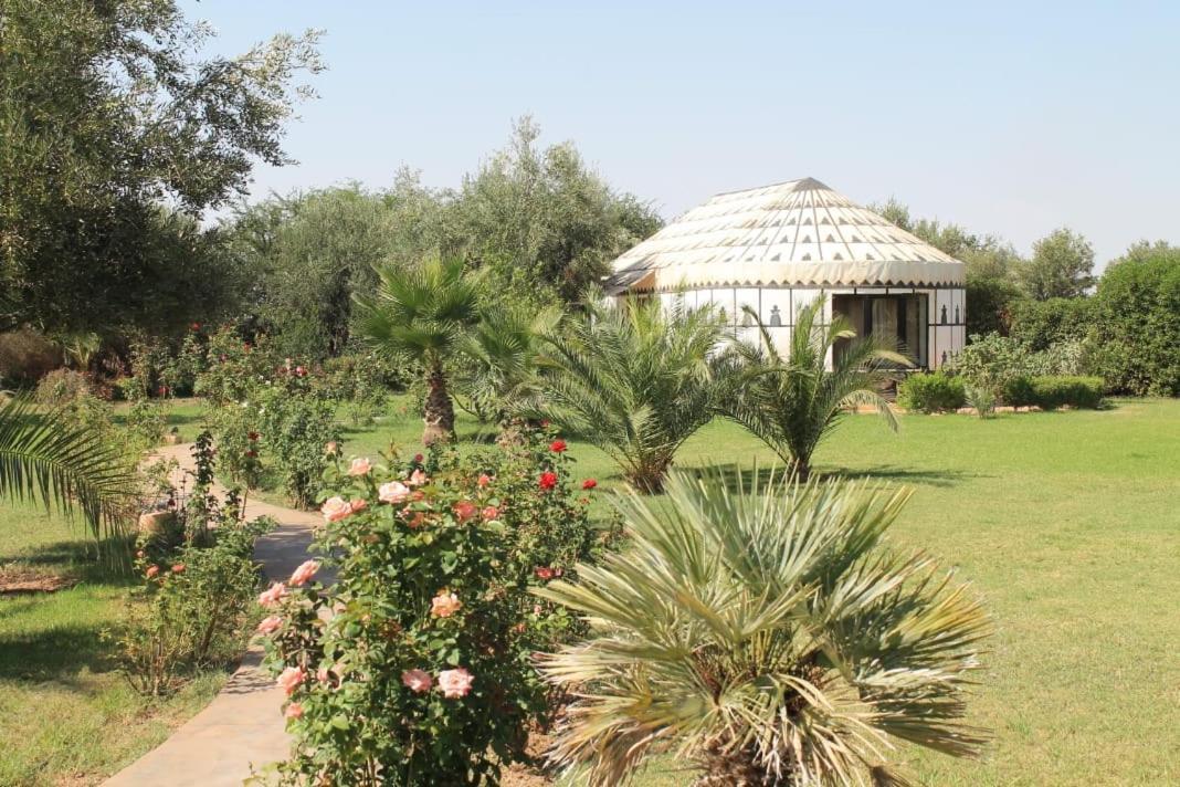 Villa Marco Au Jardin Des Senteurs El Ain ภายนอก รูปภาพ