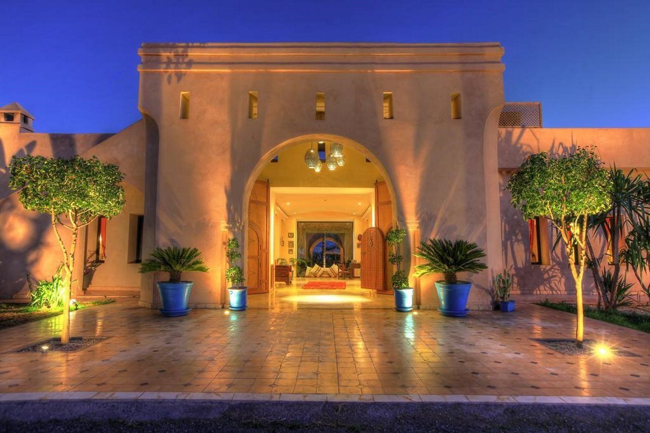 Villa Marco Au Jardin Des Senteurs El Ain ภายนอก รูปภาพ